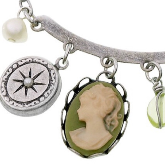 Real Vintage Charms Necklace,NWT - Picture 3 of 3